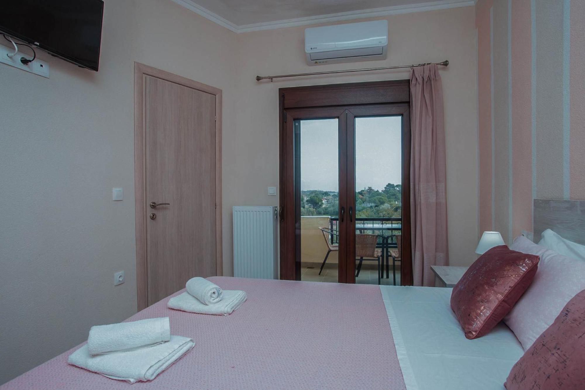 House Christina Apartment Vourvourou Ngoại thất bức ảnh