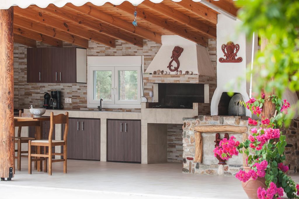 House Christina Apartment Vourvourou Ngoại thất bức ảnh